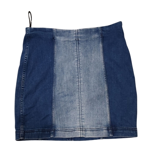 Free People Two Tone Denim Mini Skirt sz 8 - Picture 4 of 11